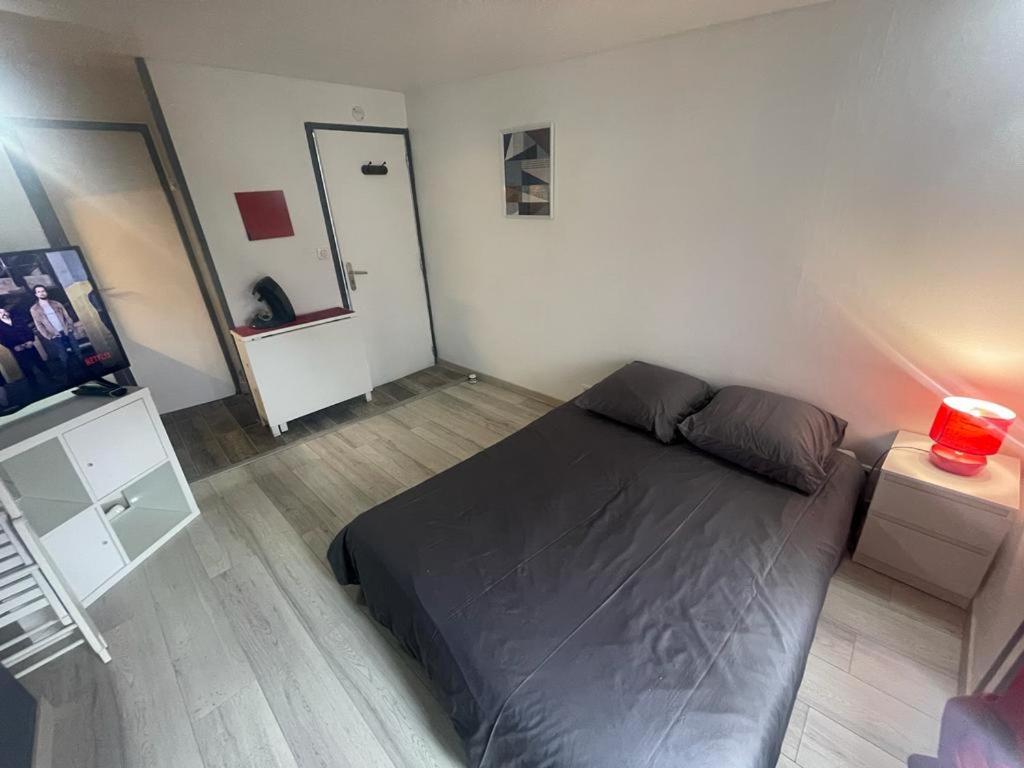 Le Confort - Calme, Ideale Couple, Business, Long Sejour Niort Kültér fotó