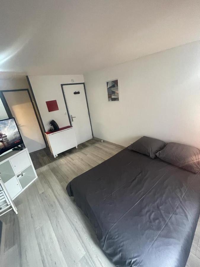 Le Confort - Calme, Ideale Couple, Business, Long Sejour Niort Kültér fotó